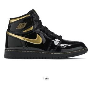 Air Jordan 1 Metallic black and gold